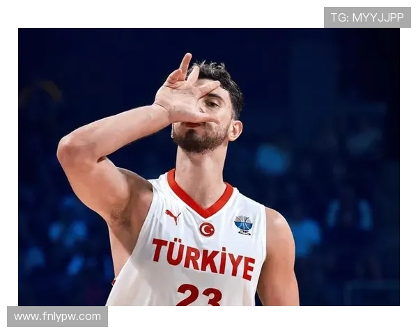 克里斯蒂在Ins分享训练照展现分卫大将风采与球迷互动热情 克里斯蒂在Ins分享训练照展现分卫大将风采与球迷互动热情